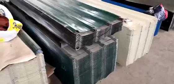 Deckungs-Blatt Aluzinc des Galvalume-Az150 beschichtete den Gi gerunzelt 0.15mm
