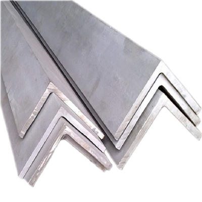 Edelstahl-Winkel-Stangen AISI 304L 100x100x12mm warm gewalzt