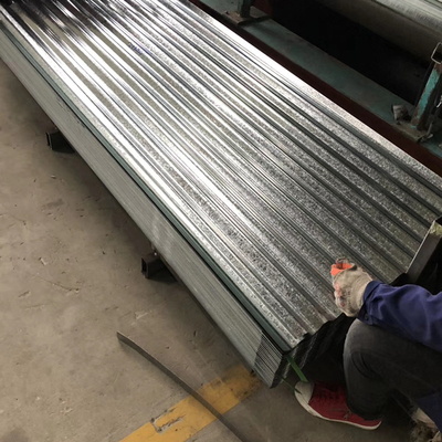 Verzinken Sie Sgcc-Stahl-Deckung bedeckt 0.22mm, die Messgerät gewölbtes galvanisierte
