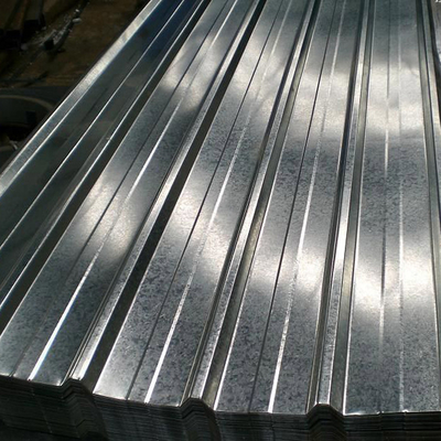 Verzinken Sie überzogene Stahldeckung bedeckt 600mm, die Metall gewölbtes galvanisierte