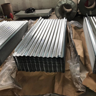 Verzinken Sie überzogene Stahldeckung bedeckt 600mm, die Metall gewölbtes galvanisierte